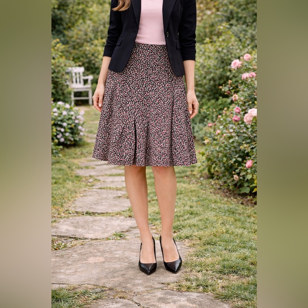 Talbots Petite 100% Silk Floral A-Line Skirt Black Pink Size 4P Lined
